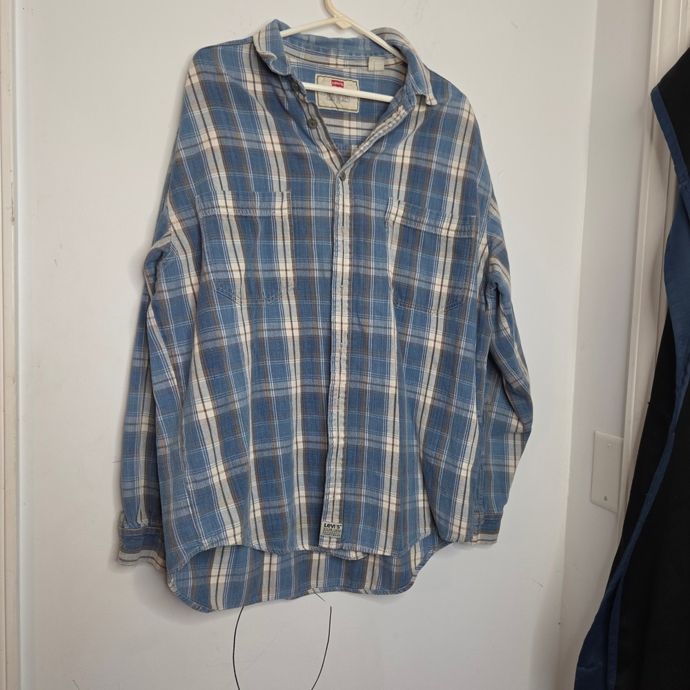 Levis Mens XL Blue Plaid Flannel Button Down Shirt Long Sleeve Cotton Workwear